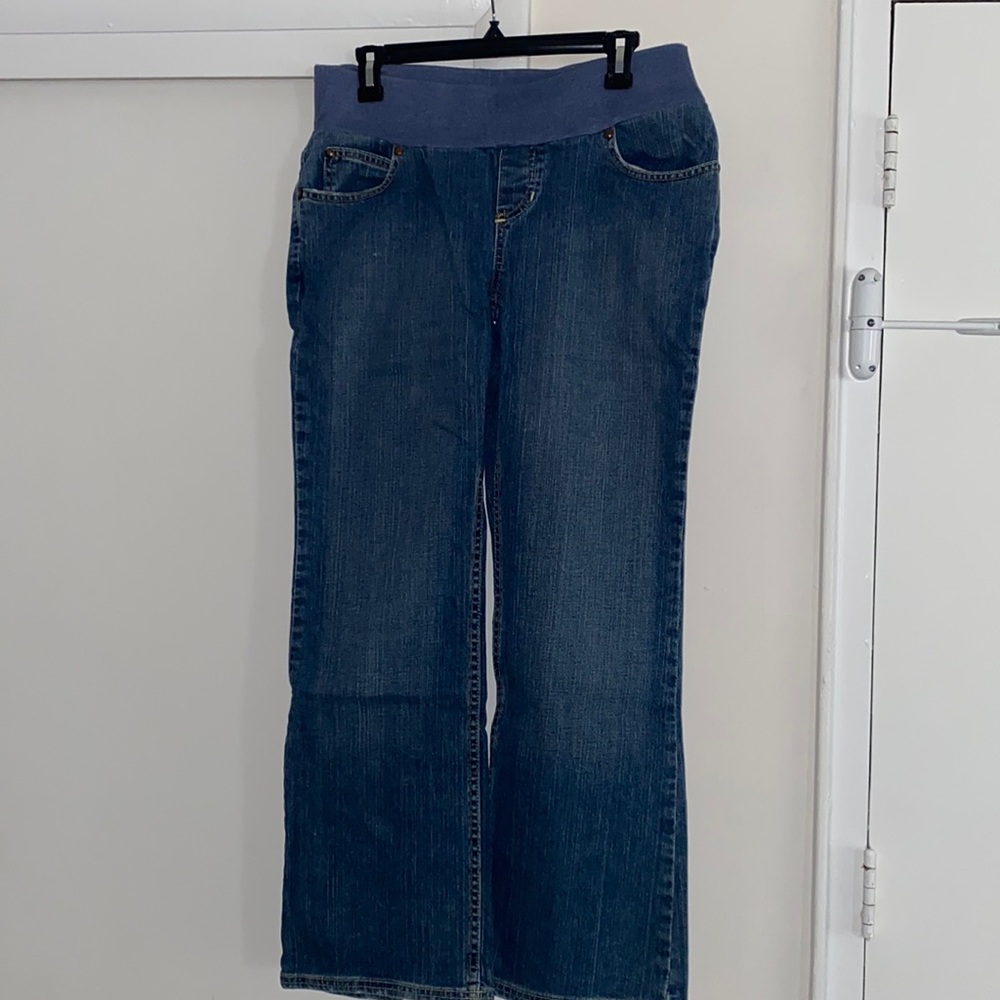 Old Navy Maternity stretch blue jeans